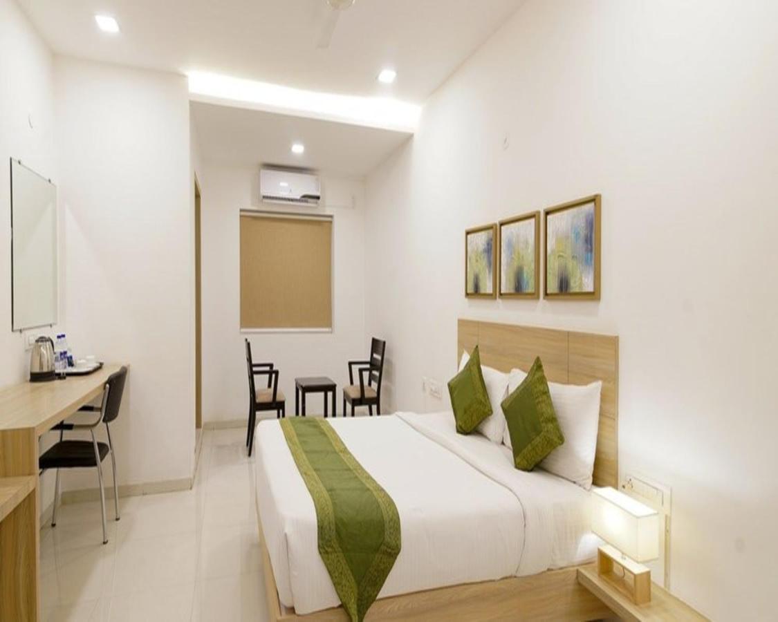The Perch Hotel Visakhapatnam Bagian luar foto