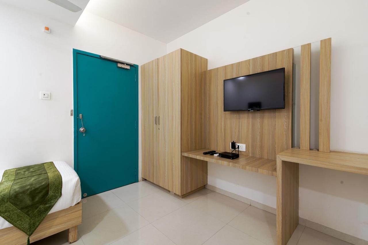 The Perch Hotel Visakhapatnam Bagian luar foto