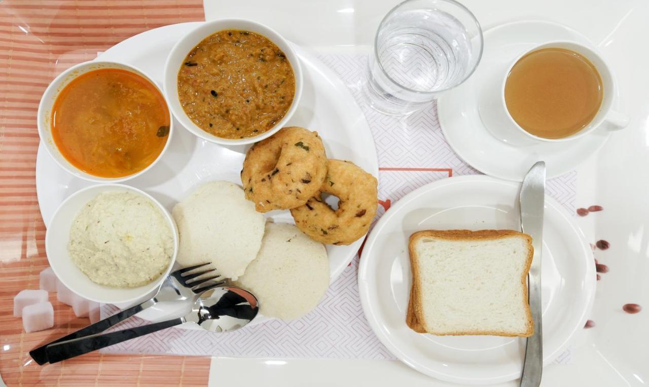 The Perch Hotel Visakhapatnam Bagian luar foto
